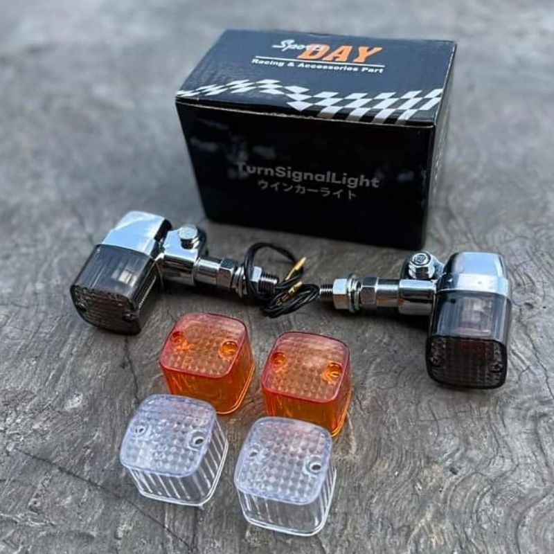 Sein Palu Kotak Day Triple Mika