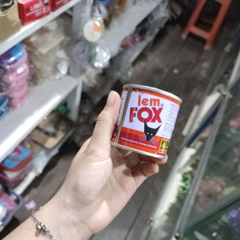 

Lem Fox Kaleng