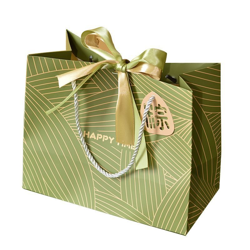 

Paper Bag Hijau Salur Premium Gift Bag Sovenir Pesta Tebal Glossy