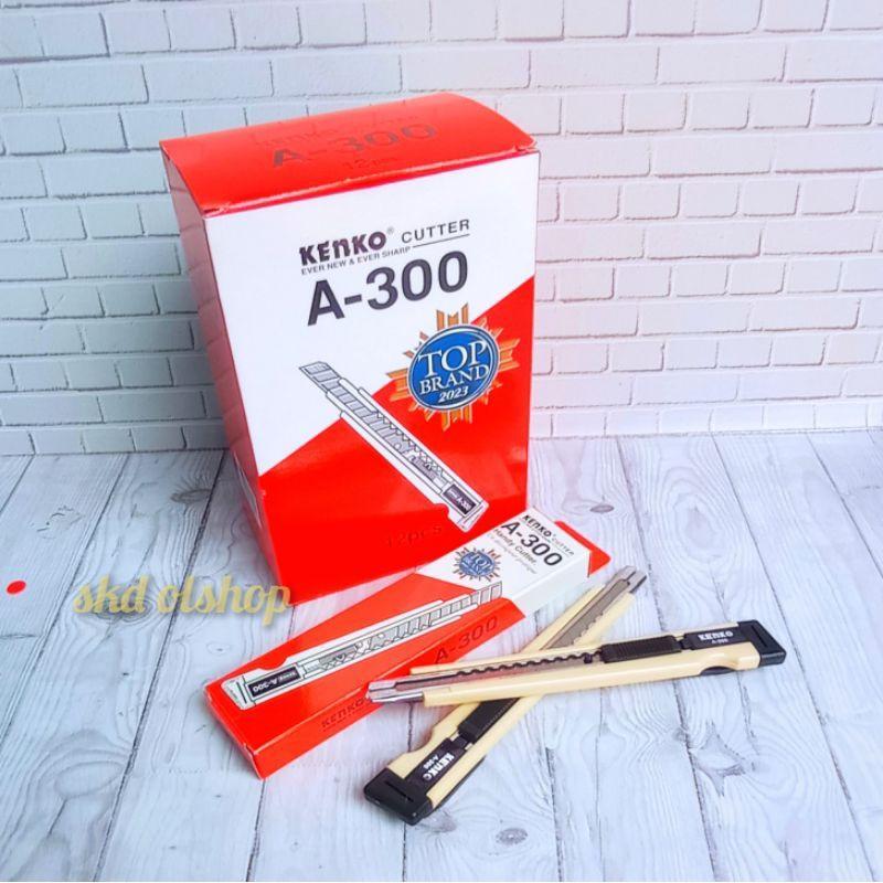 

Cutter Kenko A-300 isi 12 Pcs / Cutter Kecil Kenko A-300