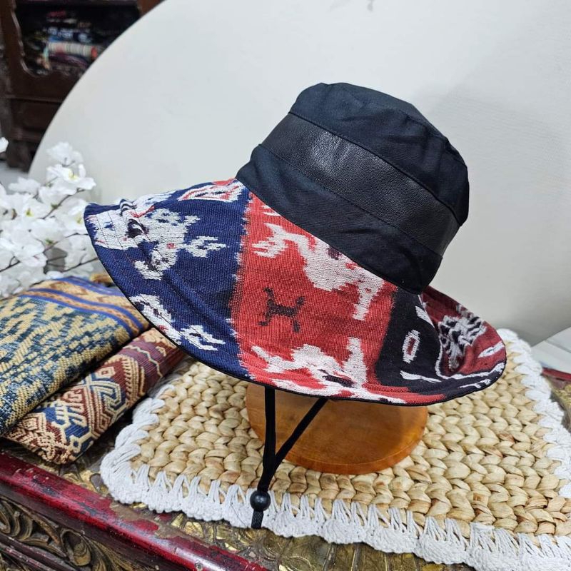 TOPI PANTAI, TOPI TENUN, TOPI ETNIK, TOPI KULIT