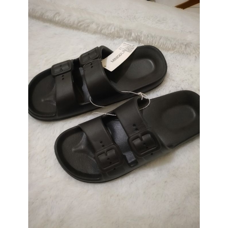 Sandal pria Miniso