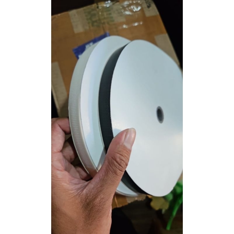 

Tali Peti / Tali Tong / Sendaren / Tali Paking / Tali Kardus 1 Roll