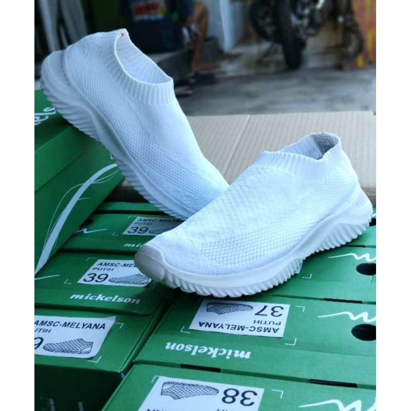 SEPATU WANITA TANPA TALI SEPATU OLAHRAGA MICKELSON ORIGINAL SIZE 37_40 OBRALL