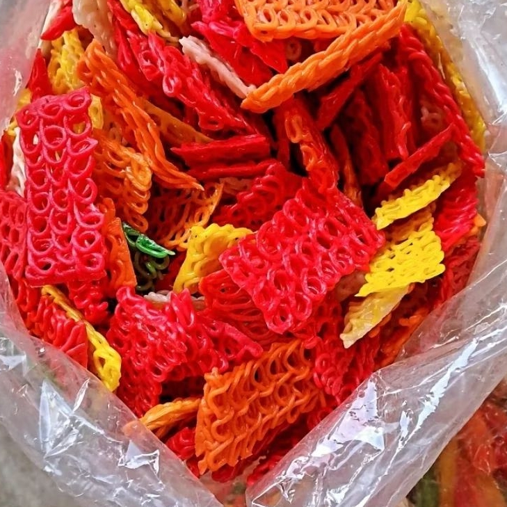 

KERUPUK KASANDRA WARNA WARNI