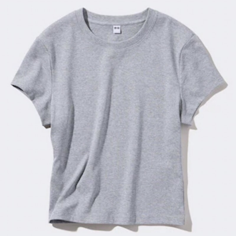 UNIQLO Women T-Shirt Kaos Mini Wanita Lengan Pendek