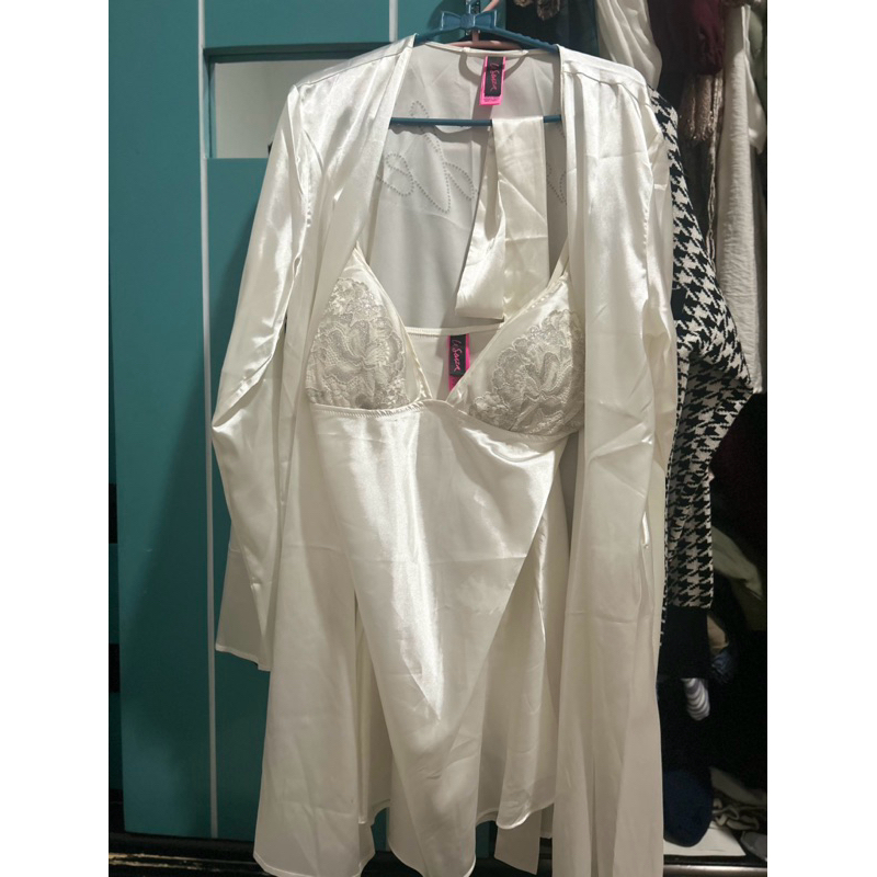 PRELOVED PRIBADI LA SENZA VVGC 1x PAKAI