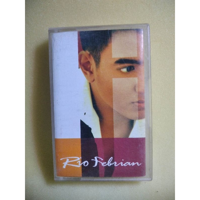 Rio Febrian. kaset pita