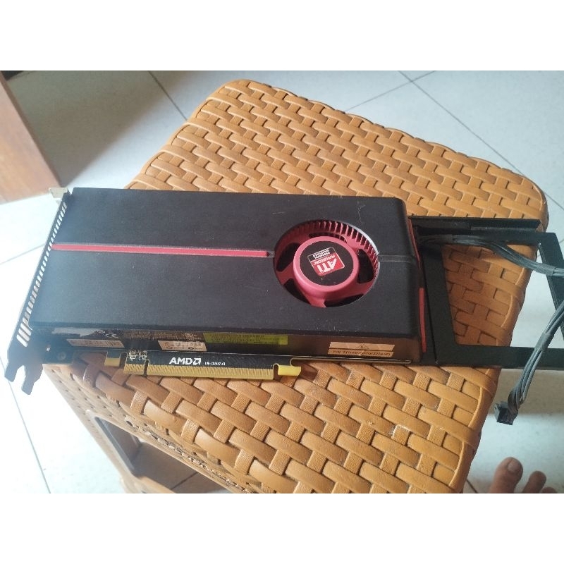 Vga ati Radeon hd 5770 1gb.orisinil copotan macpro 5.1 masih sangat bgs masih 100persen normal