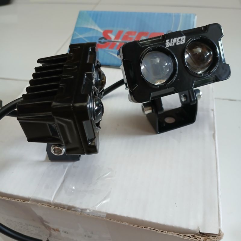 LAMPU SOROT SIFCO PROJEKTOR LENS 2 MATA CM02 KUNING-PUTIH