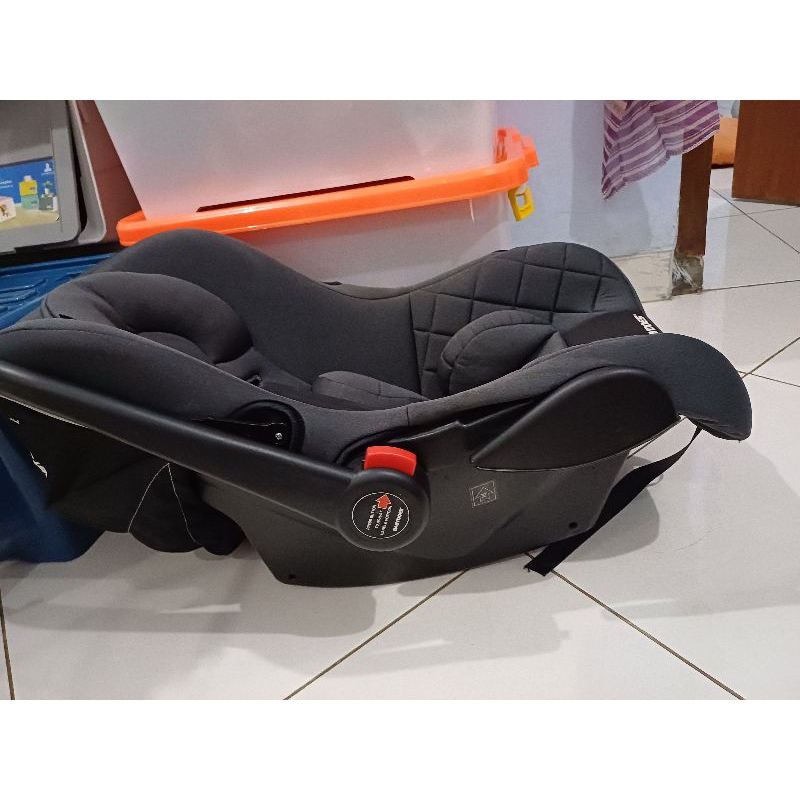 babydoes baby carrier second