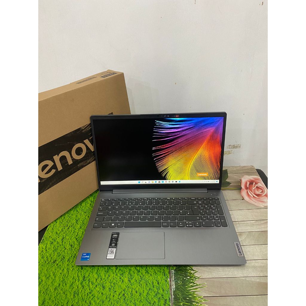 LENOVO IDEAPAD 3i Core i5-1235U Ram 8GB 512 SSD Win.11-15"FHD IPS Slim MURAH