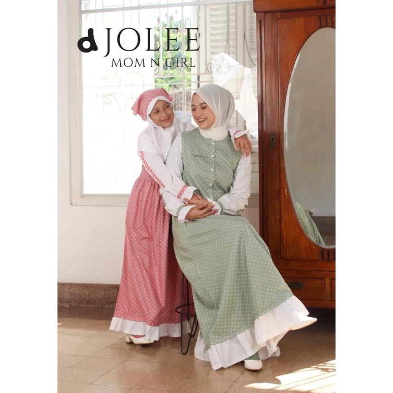 COUPLE 2026 Dannis D'Jolee Mom n Girl