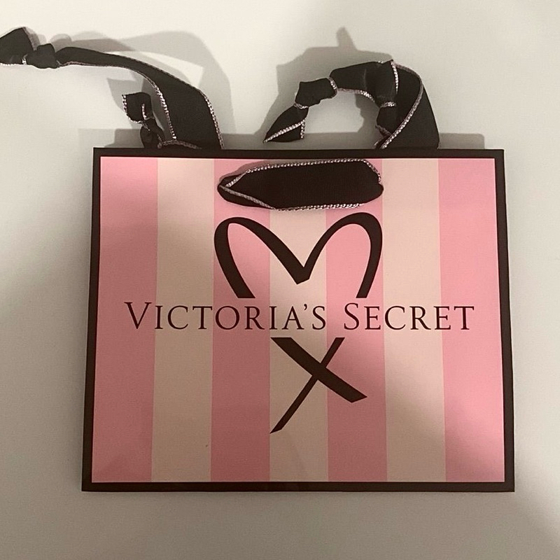 

PAPERBAG VICTORIA SECRET UKUAN SMALL / MEDIUMR