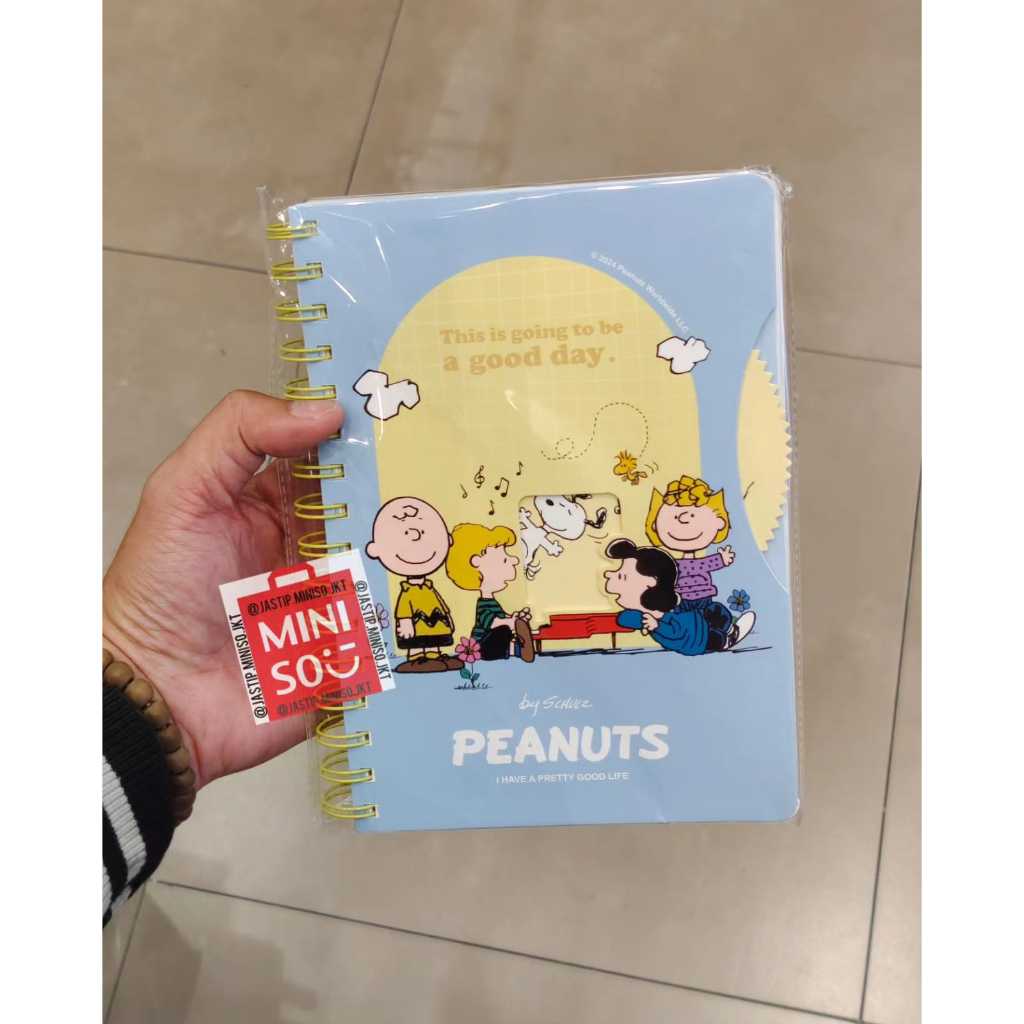 

MINISO Rotating Wire-bound book / Buku A5 SNOOPY Colorful Life (14.5x2qcm) 80 Sheets