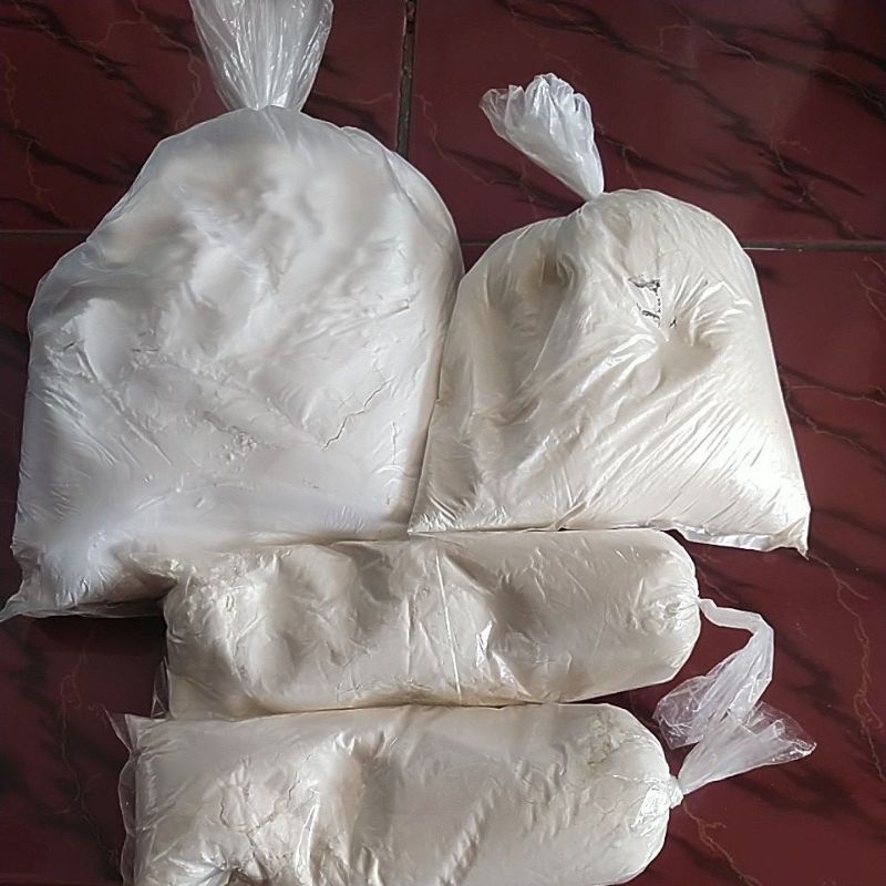 

Tepung Terigu 1kg 1/2kg 1/4kg