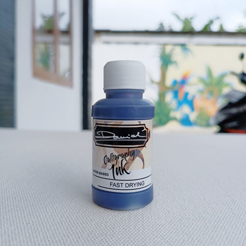 

HJK Tinta Danial 30ml / Danial Calligraphy Ink / Tinta Kaligrafi / Calligraphy Ink / Tinta Danial