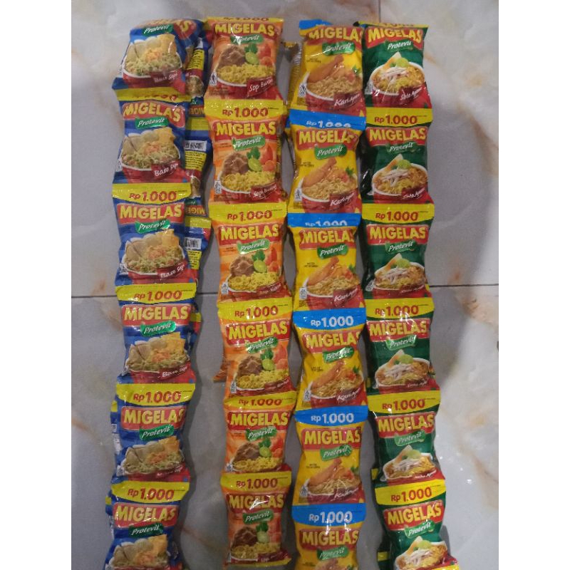 

mie gelas 1 renceng/15 pcs