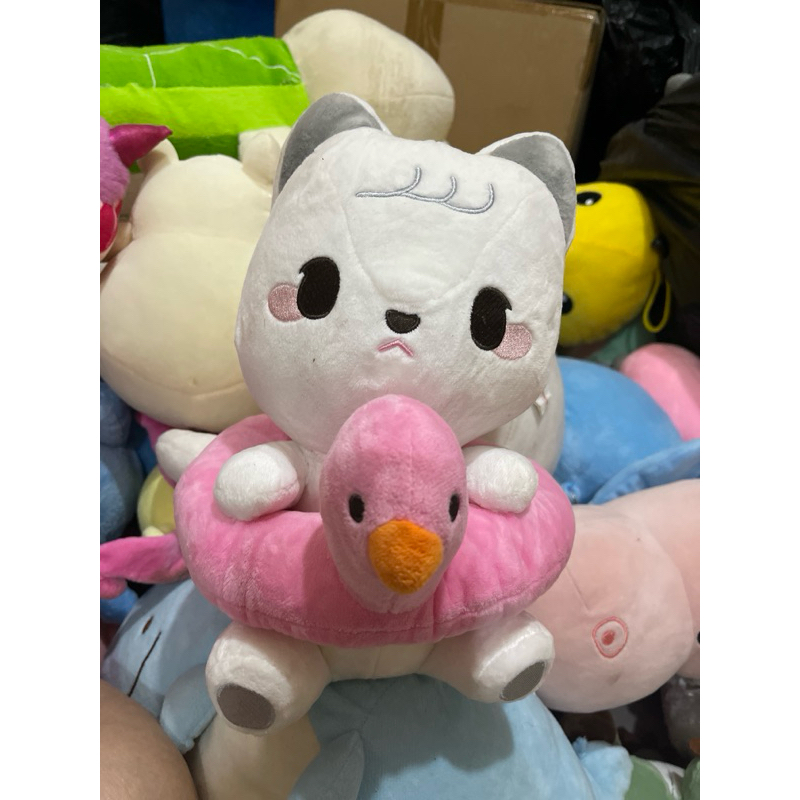 Boneka rubah putih