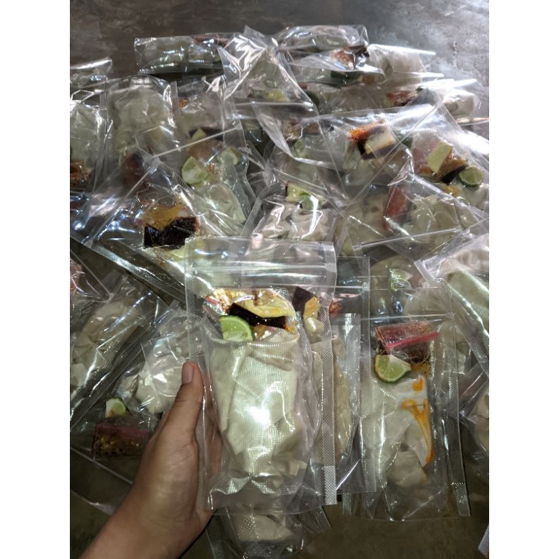 

PANGSIT CHILI OIL//PANGSIT PEDAS//PANGSIT GORENG//CEMILAN FROZEN//JAJANAN FROZEN