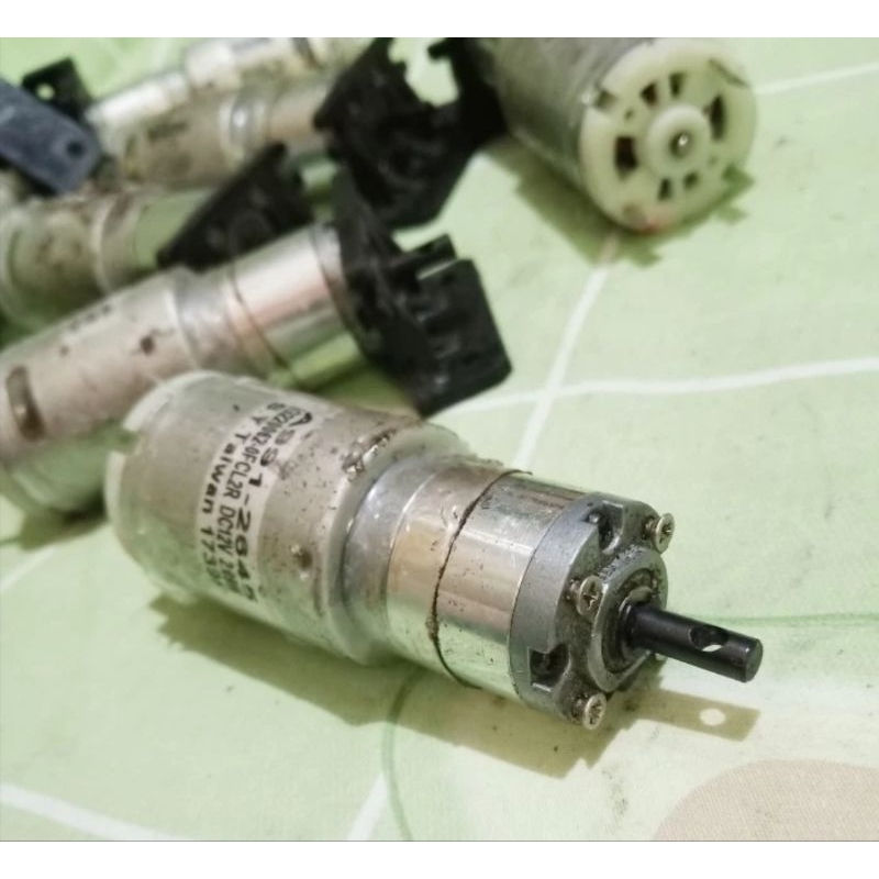 Motor DC Gearbox Gear box AA991 S.Y. Taiwan Punya 12V - 110rpm - 2.09W - torsi 5kg
