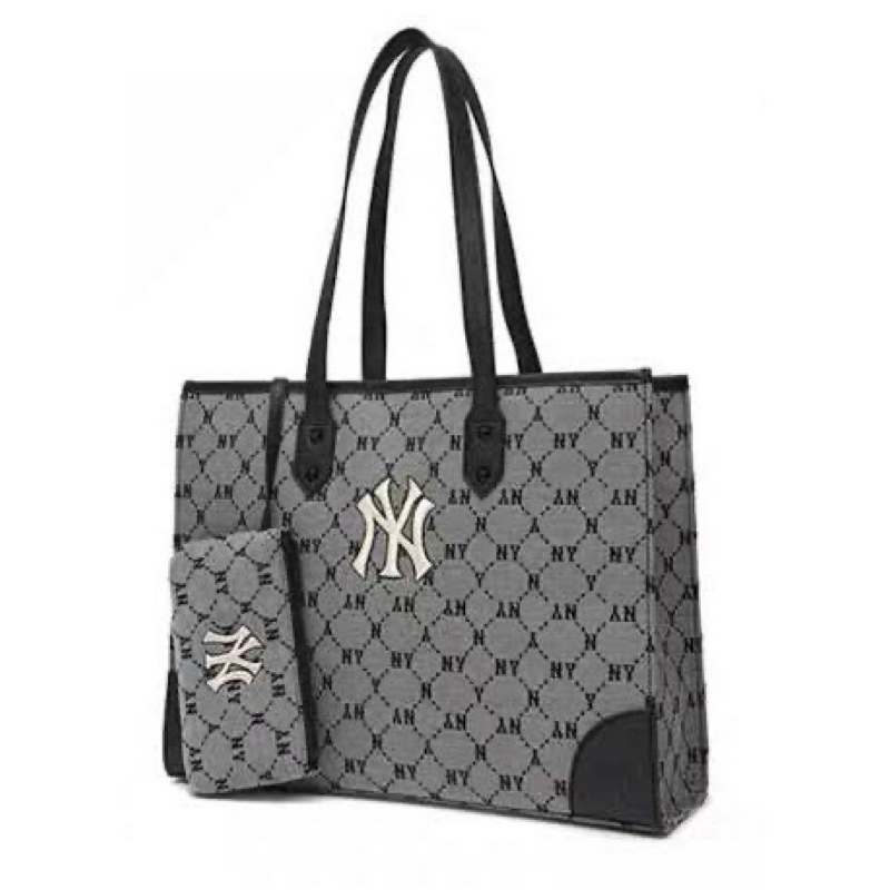 ORIGINAL MLB Monogram Dia Jacquard shopper bag - Like New