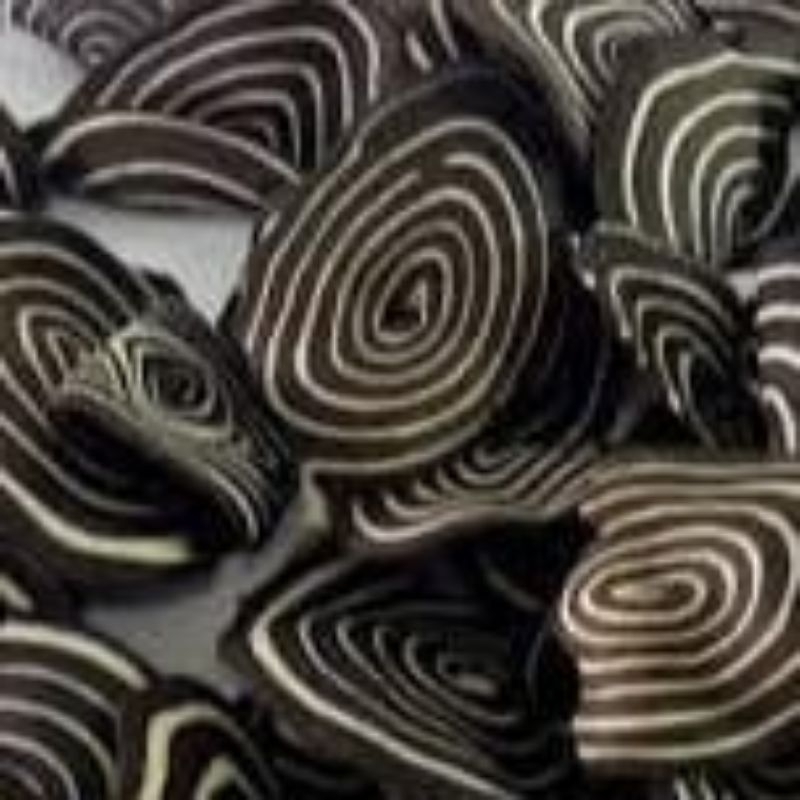 

KERIPIK KUPING GAJAH BESAR 500GR (1/2KG) /KRIPIK KUPING GAJAH/SNACK CEMILAN