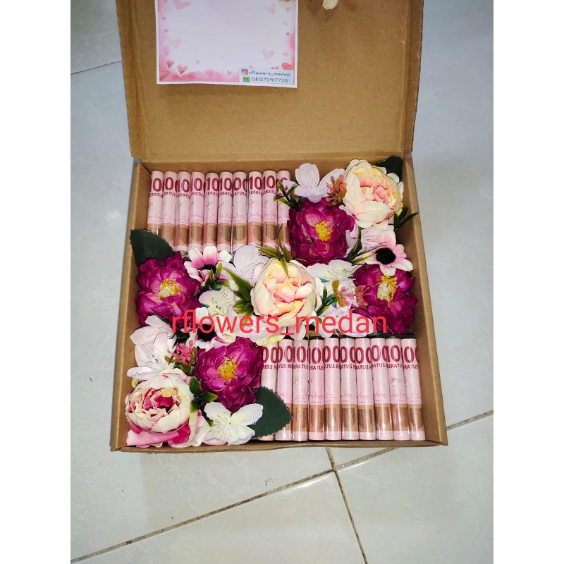 

hampers money box u asli gift kado ulang tahun wisuda, valentine hari ibu