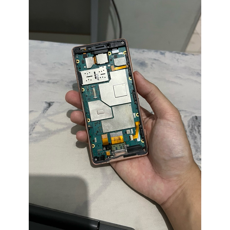 Mesin sony xz2 compact