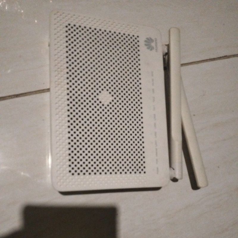 modem/router huawe 5h5 port biru