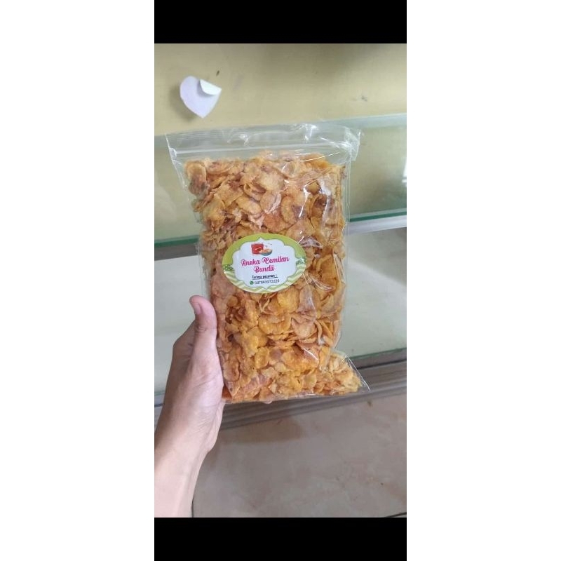 

KRIPIK JAGUNG GEPREK/ MARNING 250g by bundil / aneka cemal cemil