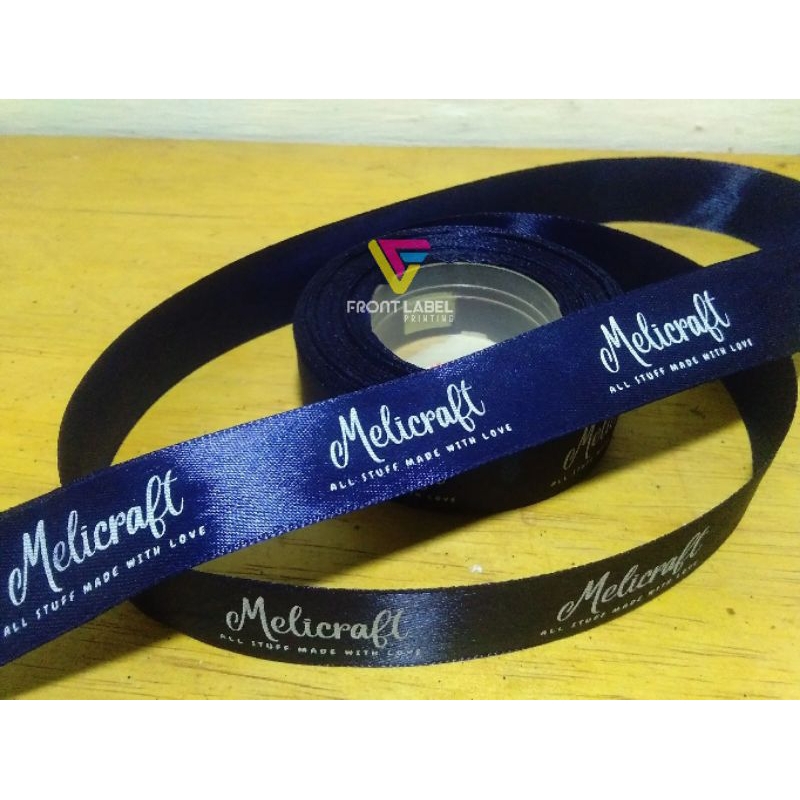 

LABEL SATIN CUSTOM /PITA SATIN WARNA / PITA SATIN / LABEL SATIN SABLON / LABEL HIJAB / LABEL SABLON / PITA SOUVENIR / PITA KADO / PITA SATIN / SATIN SABLON / LABEL BAJU / LABEL HIJAB