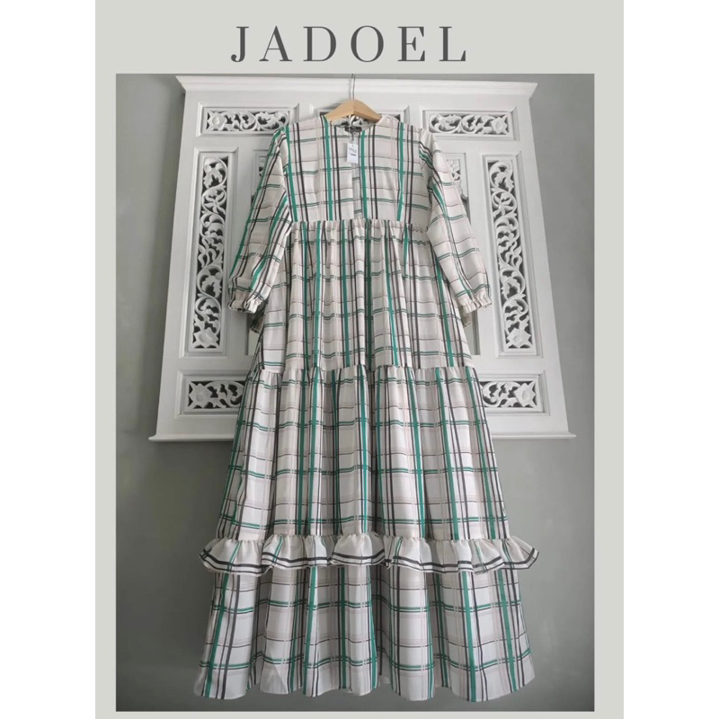 MICHIKO Dress Wm Signature