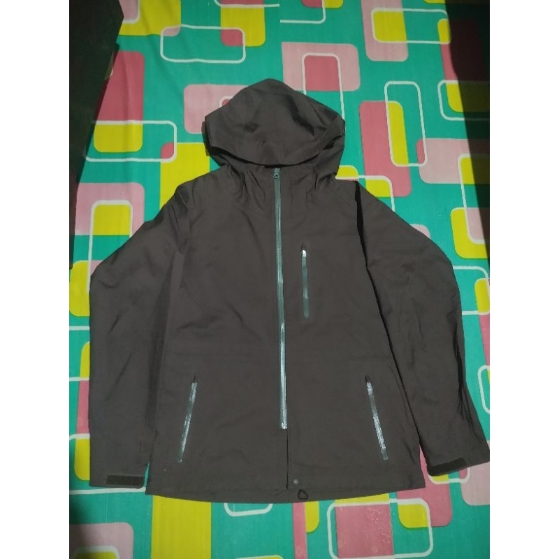 uniqlo gorpcore blockteck