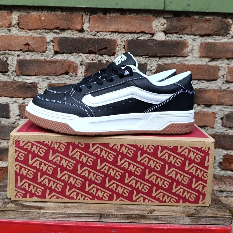 Sepatu vans hylane OG old skool