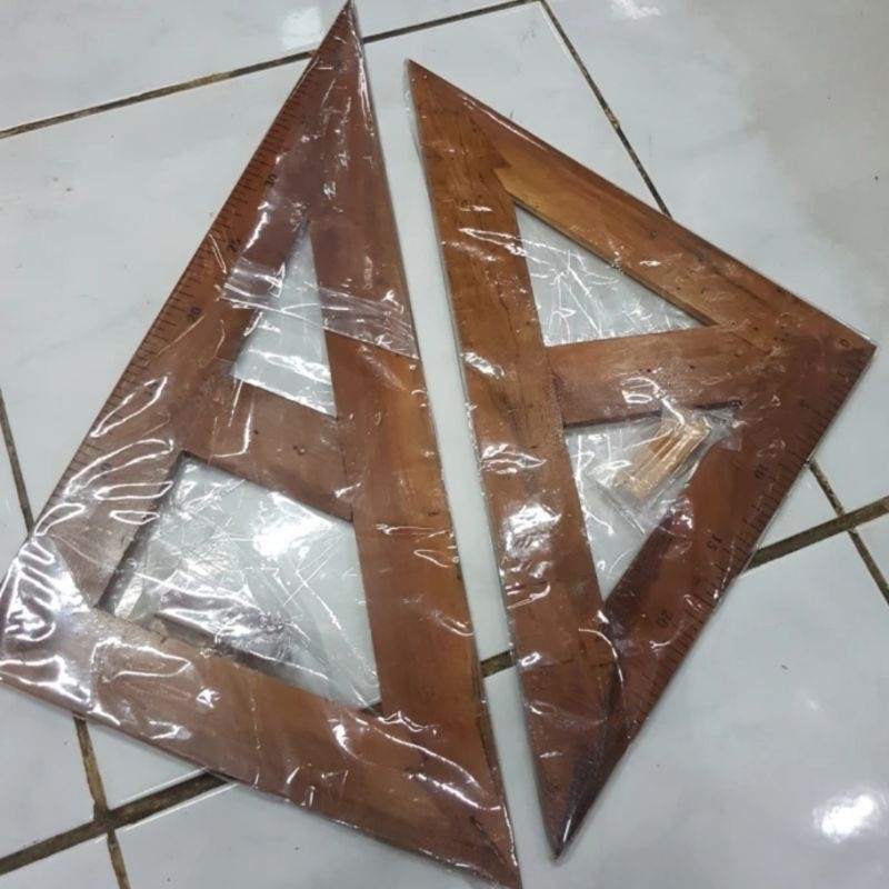 

Penggaris Kayu 1 Meter / Penggaris Set Kayu Segitiga / Busur Kayu / Jangka Kayu / Penggaris Kayu Segitiga