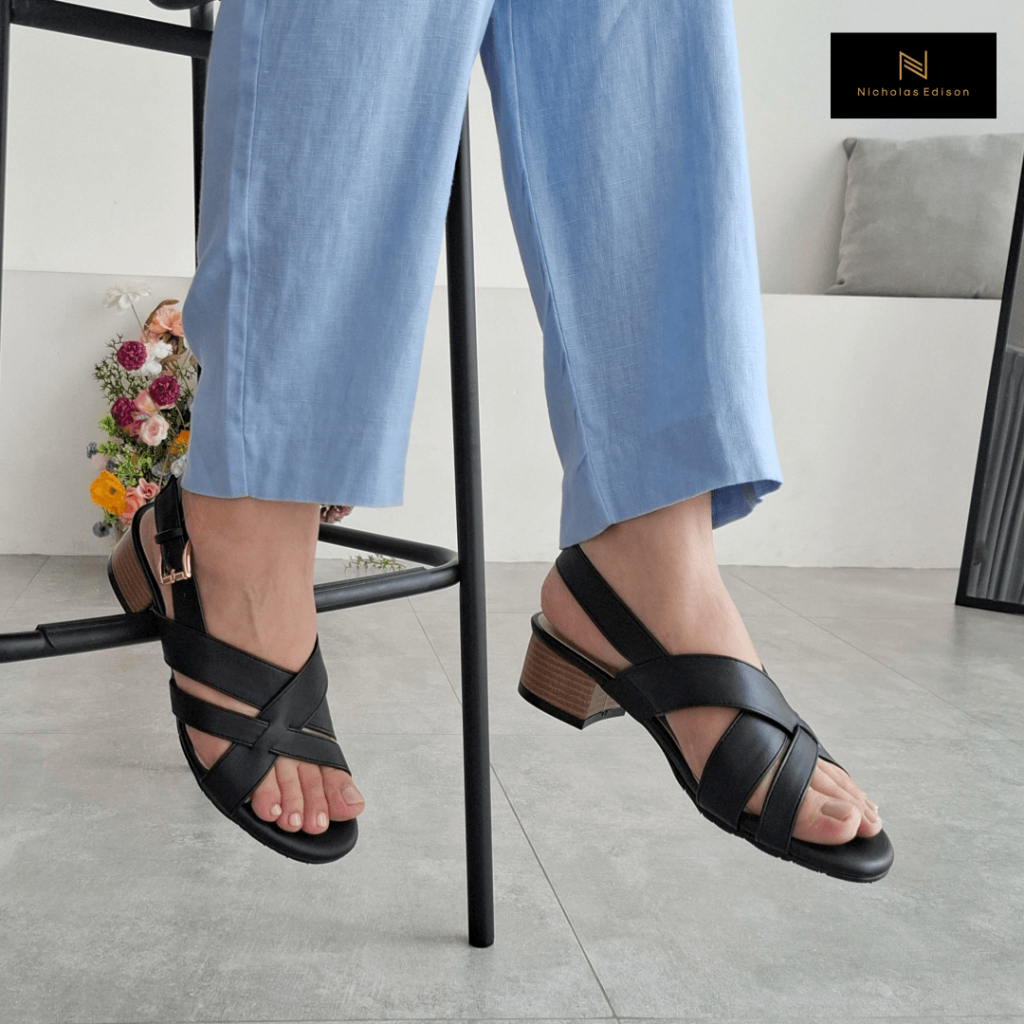 Nicholas Edison Heel Suvira Sandal Block Heels garis low heels terbaru