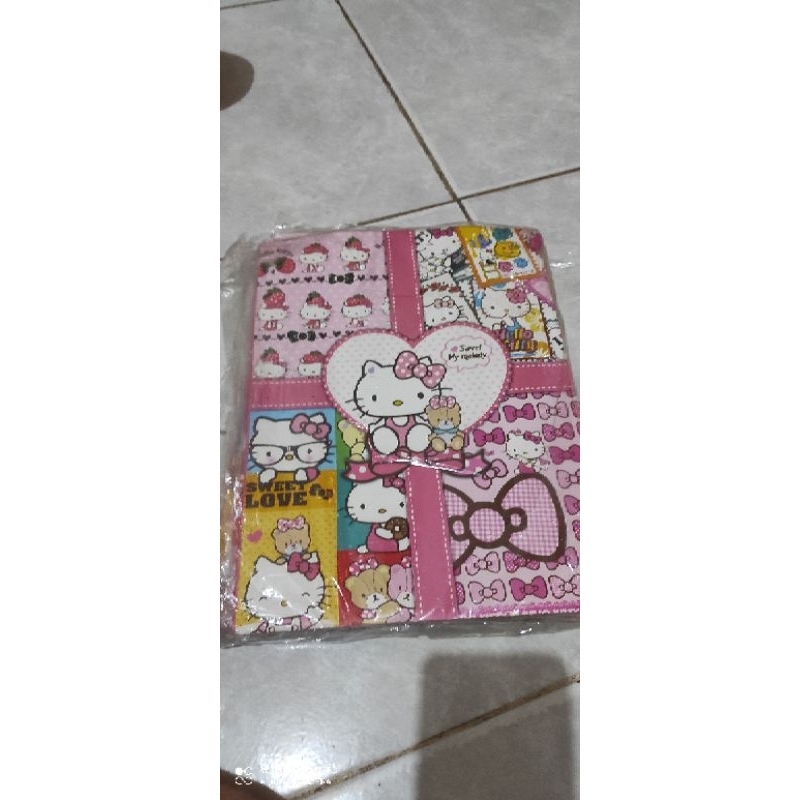 

sampul buku hellokitty isi 16pc