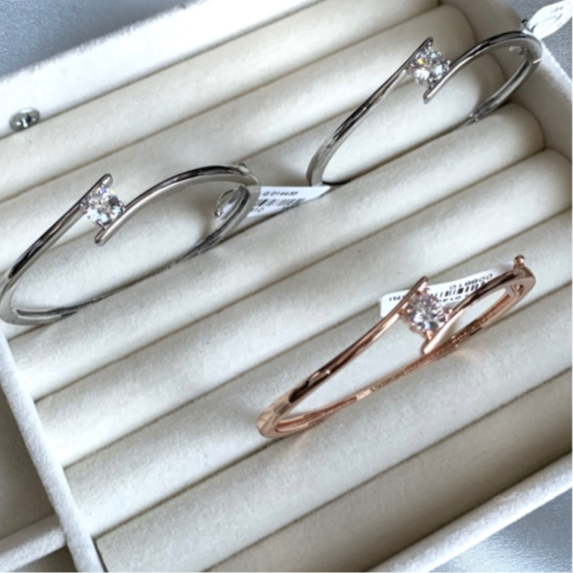 Gelang wanita crystal zirconia