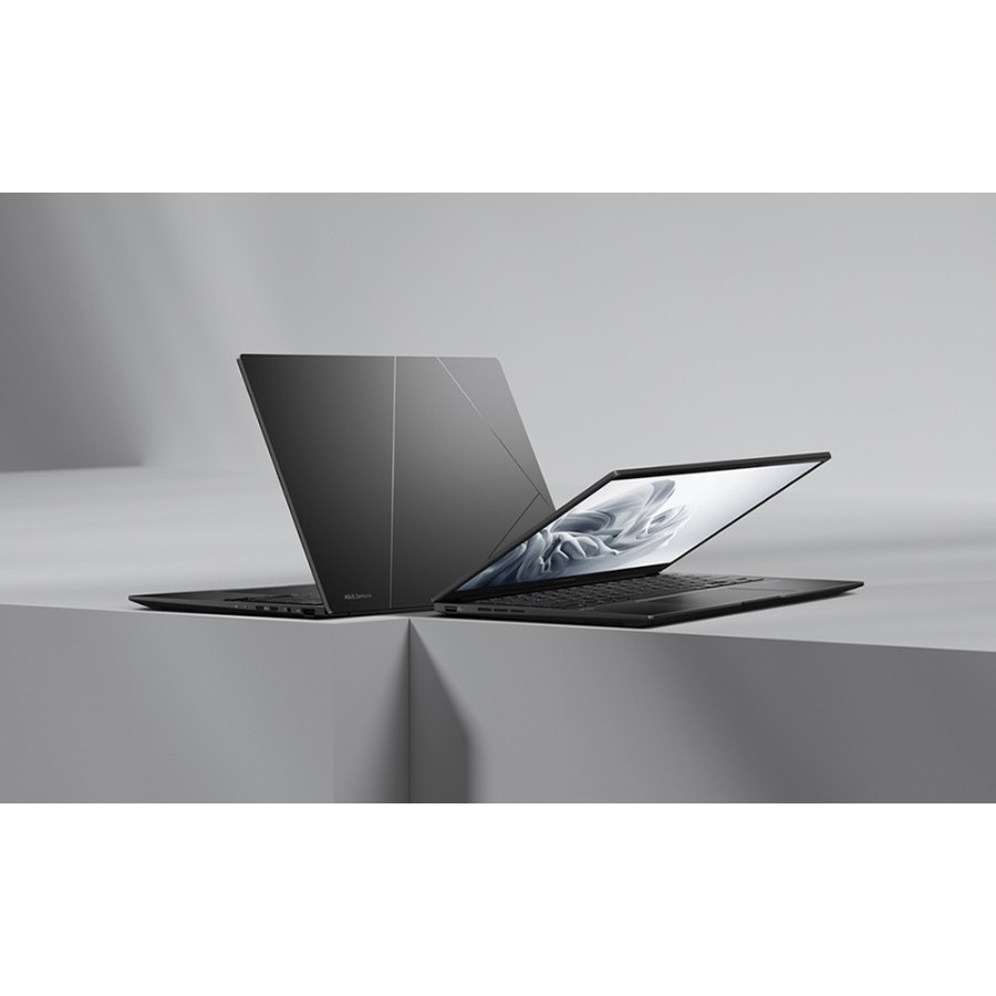 ASUS ZENBOOK 14 OLED UM3406HA-OLED752 R7 8840HS 16GB 512GB W11