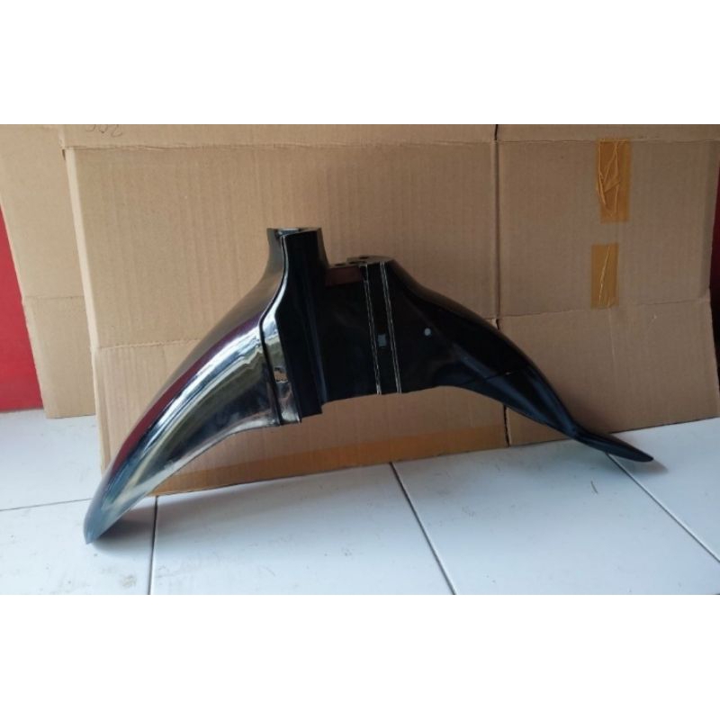 Slebor spakbor depan suzuki tornado