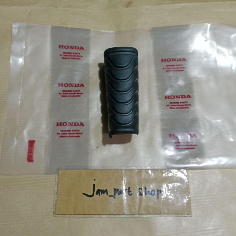 foot step pijakan kaki belakang kanan kiri revo blade beat vario 110 vario 150 vario 125 scoppy