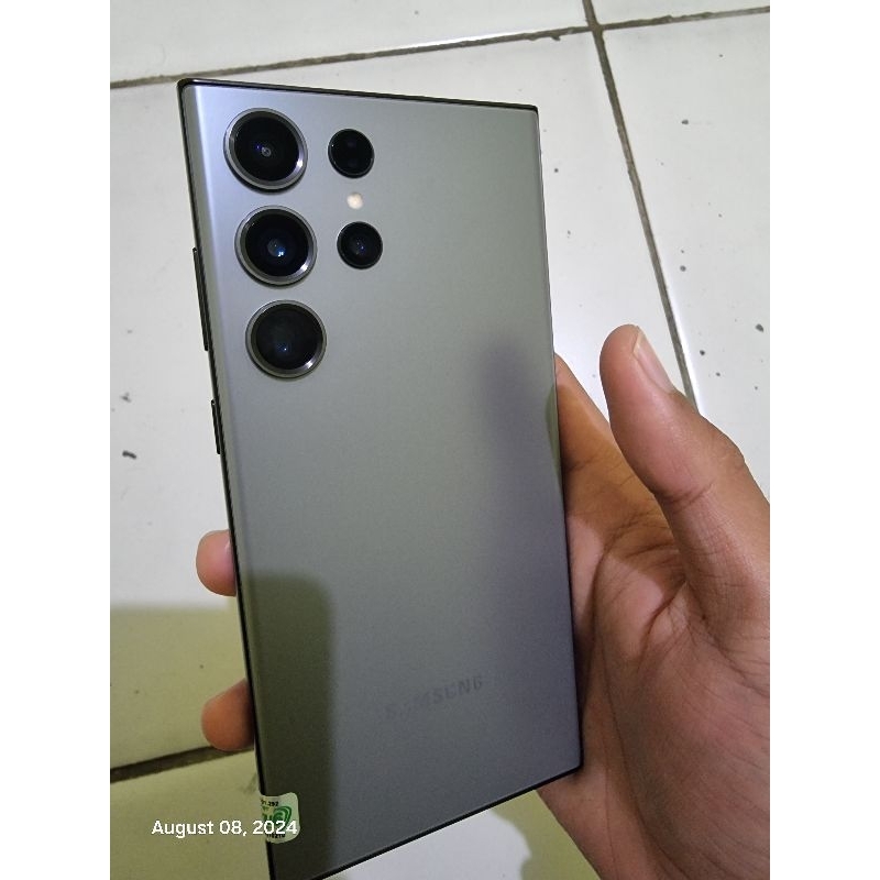 Samsung Galaxy S23 Ultra 12/1TB Handphone Second Murah Bekas