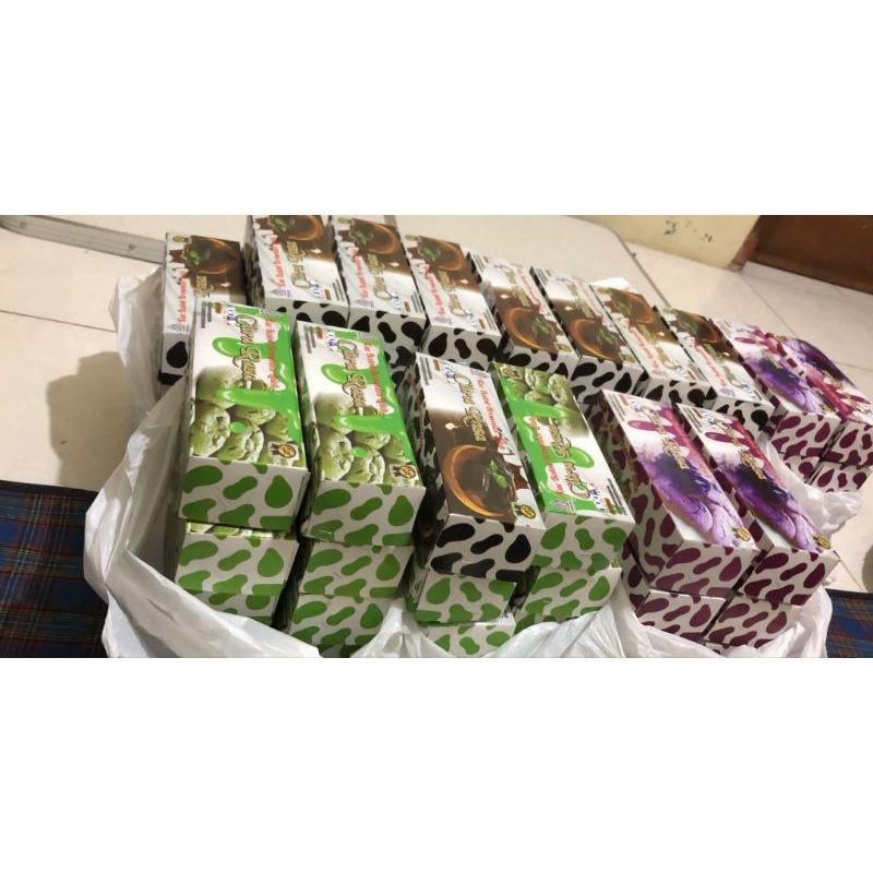 

kue balok Brownies// lumer // enak // manis