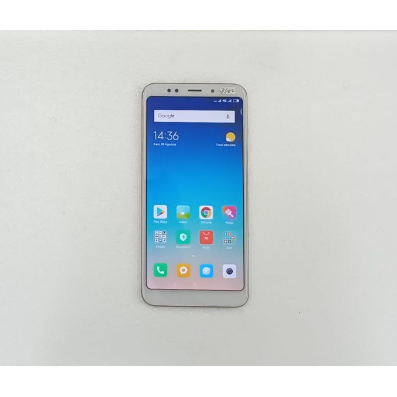 redmi 5 plus ram 3gb rom 32gb minus second original