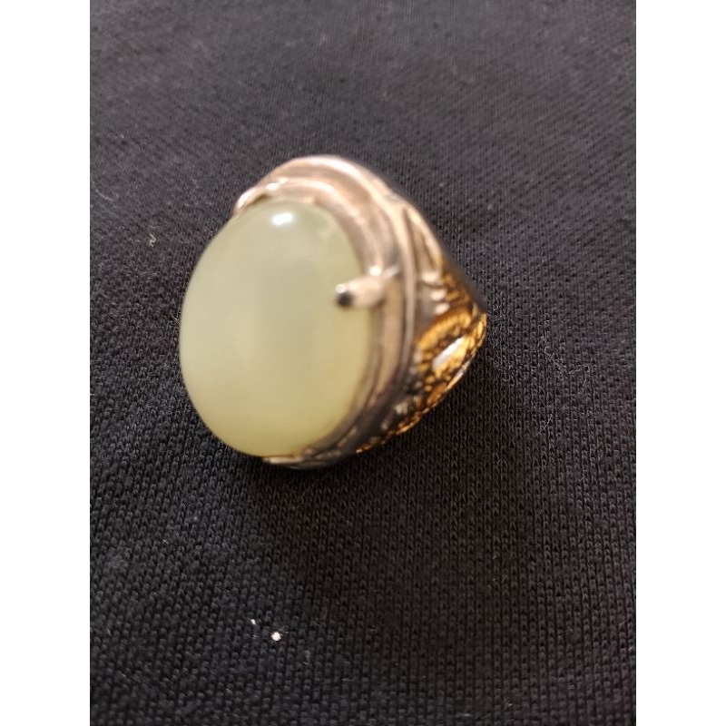 Batu akik temuan di area makam Syekh Subakir Gunung Tidar Magelang