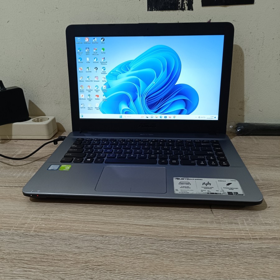 Laptop Asus X441U Intel Core i3-7100U 4/1 TB HDD VGA nVidia 930MX W10 Second
