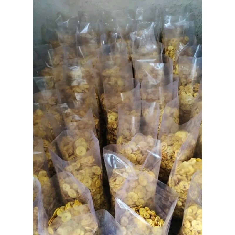 

kripik pisang gurih/kripik pisang panjang/kripik pisang 1kg