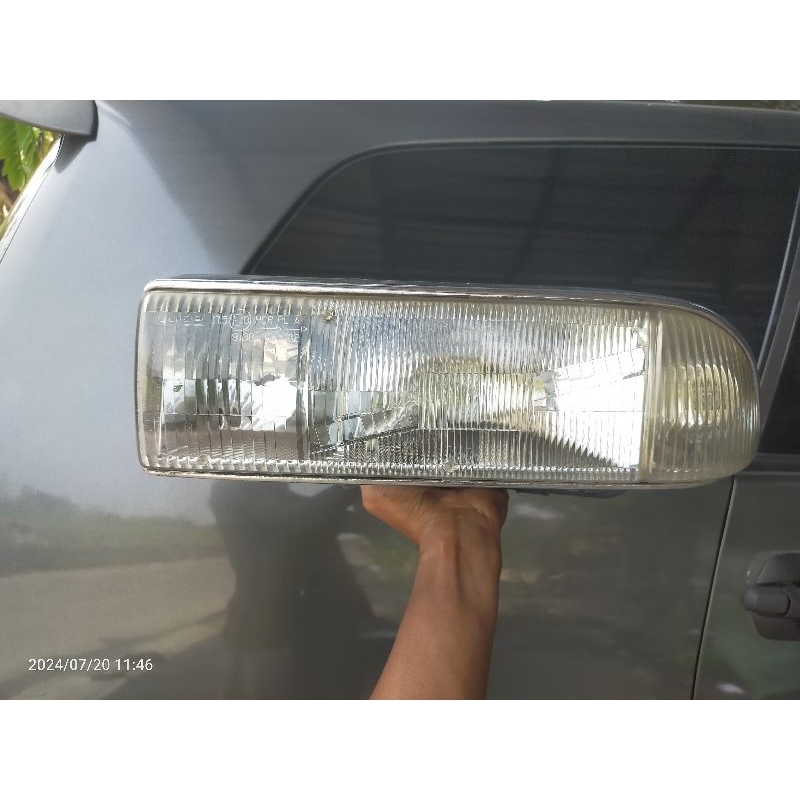headlamp lampu depan opel blazer montera original