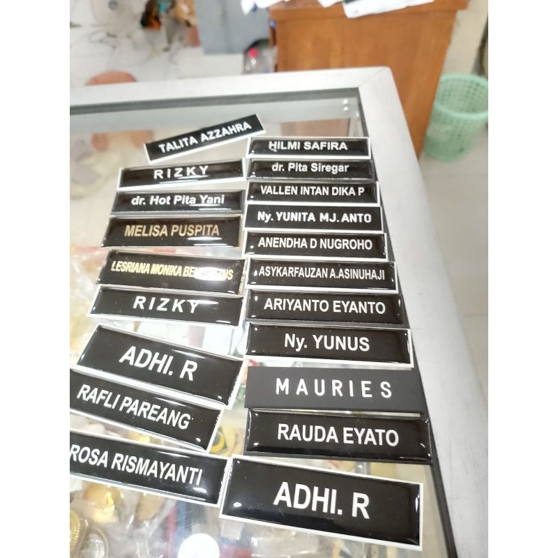 

Papan Nama Grafir | Name Tag Coating | Papan Nama Pdh